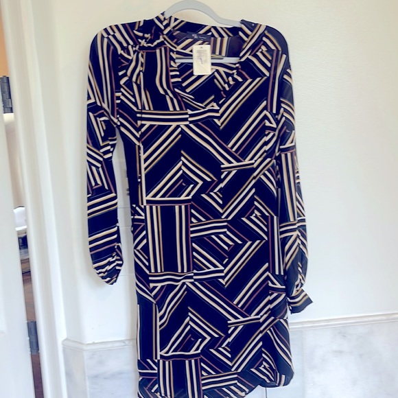 Brand new dress - Picture 1 of 3